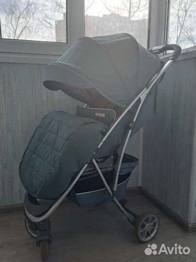Коляска прогулочная