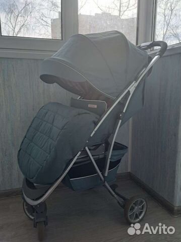 Коляска прогулочная