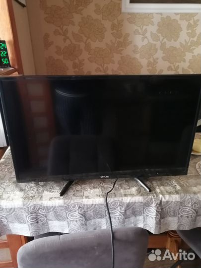 Телевизор Android SMART 32 tv (72 см) с вайфаем бу