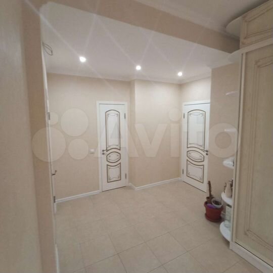 3-к. квартира, 120 м², 8/11 эт.