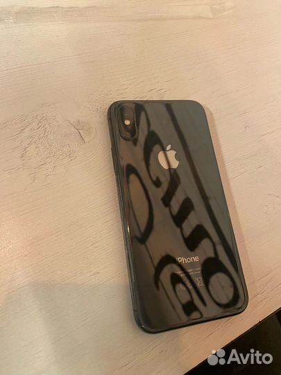 iPhone X, 64 ГБ