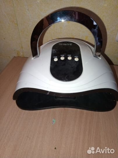 Лампа для ногтей