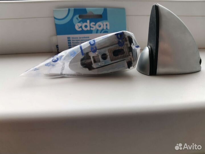 Полкодержатель пеликан 30шт