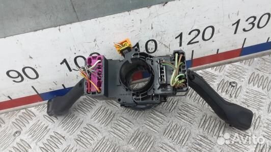 Переключатель поворотов и дворников (стрекоза) volkswagen golf 4 (LDN21Q801)