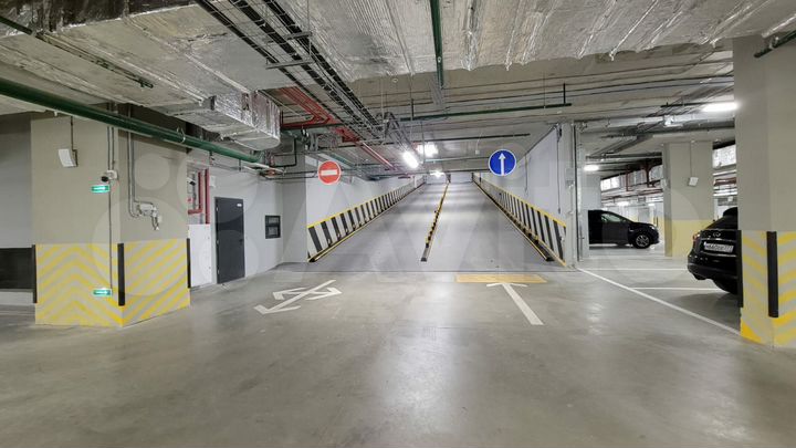 Машиноместо, 15 м²