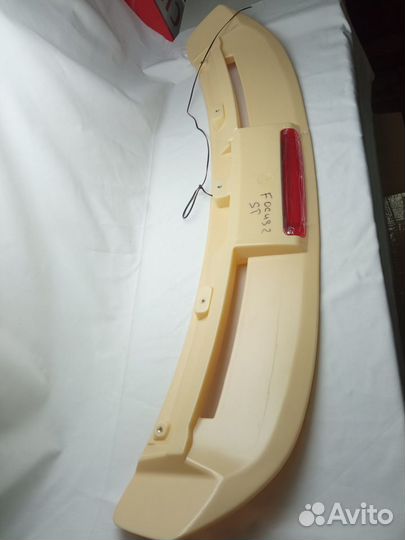 Спойлер Ford Focus 2