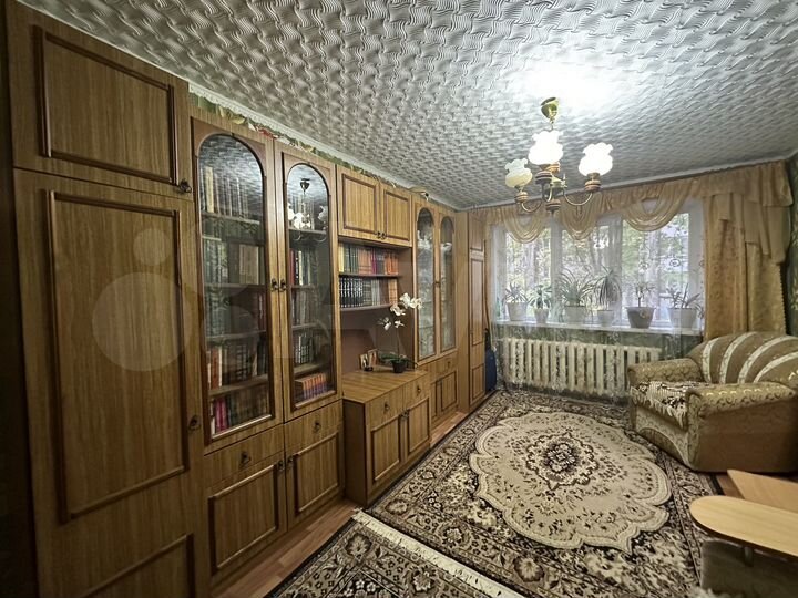 3-к. квартира, 56 м², 1/5 эт.