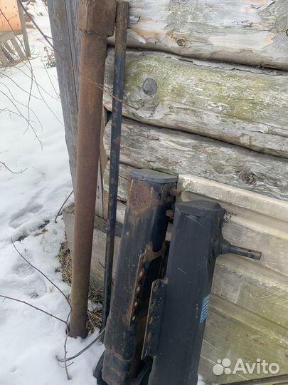 Опоры полуприцепа jost