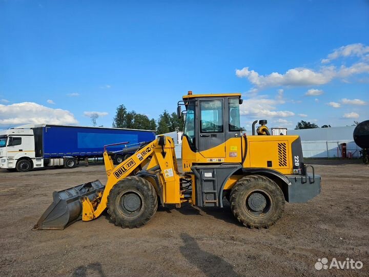 Фронтальный погрузчик Bull SL220, 2017