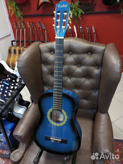 Классическая гитара для ребенка синяя Фабио