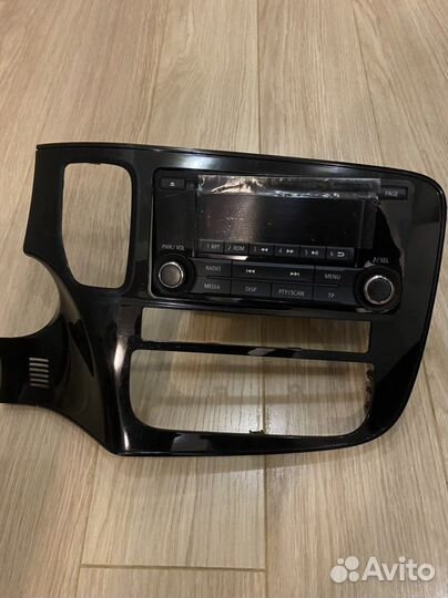 Автомагнитола оригинал митсубиши аутлендер 3