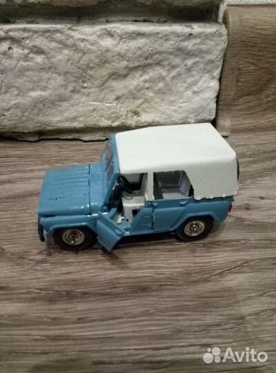 Модель автомобиля