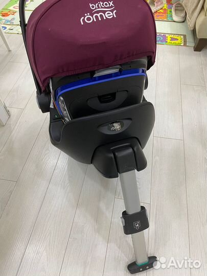 Продам автокресло britax romer baby safe I size