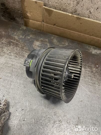 Моторчик печки ford