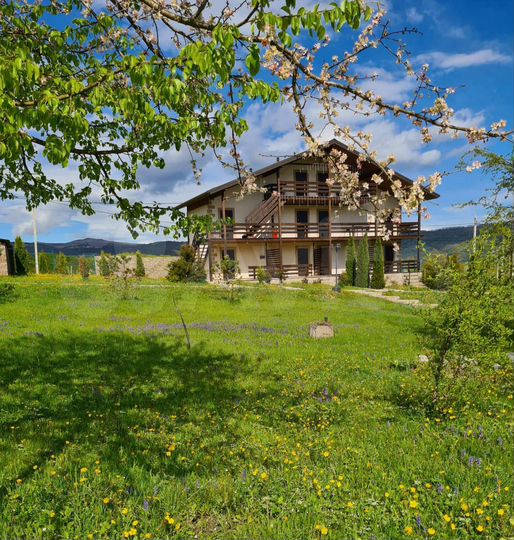 Коттедж 300 м² на участке 2 га