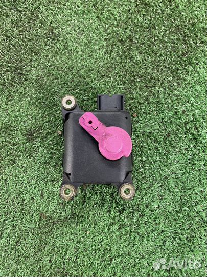 Сервопривод заслонки печки Volkswagen Bora