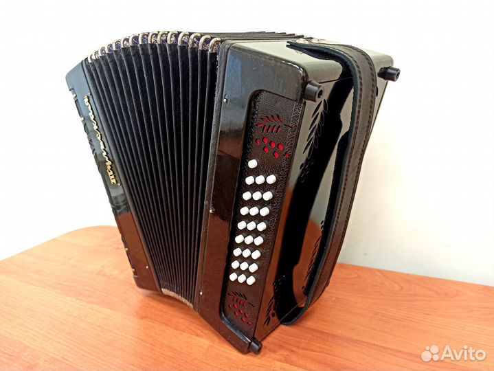 Гармонь Тульская 402 Ля мажор