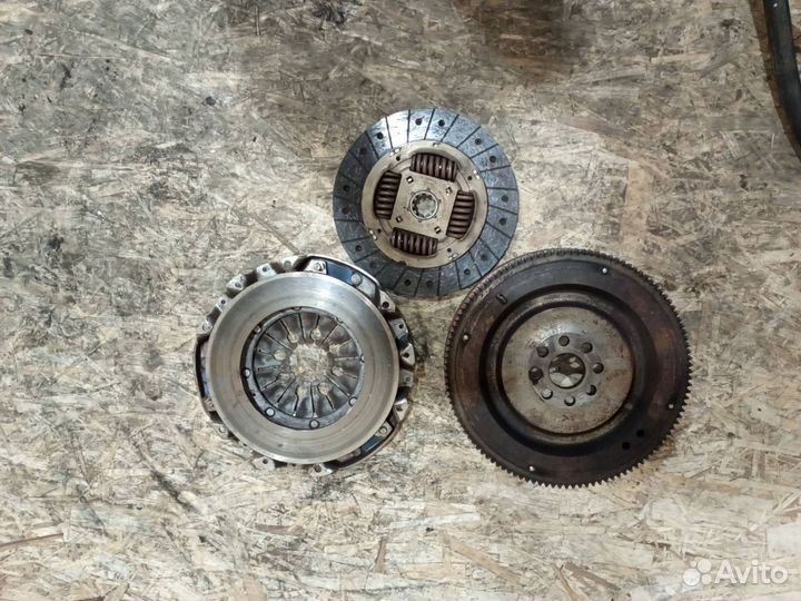 Комплект сцепления BMW 3 E46 2002