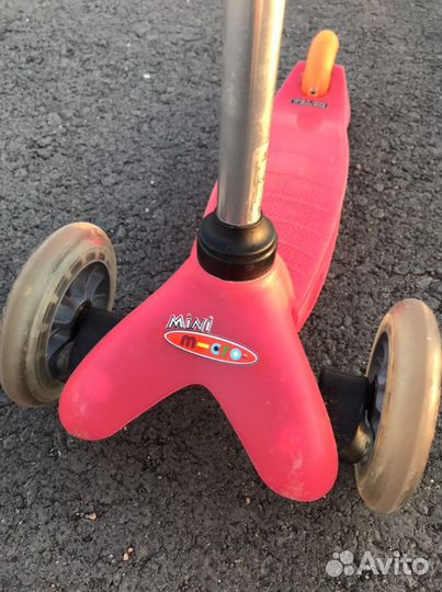 Самокат Minimicro