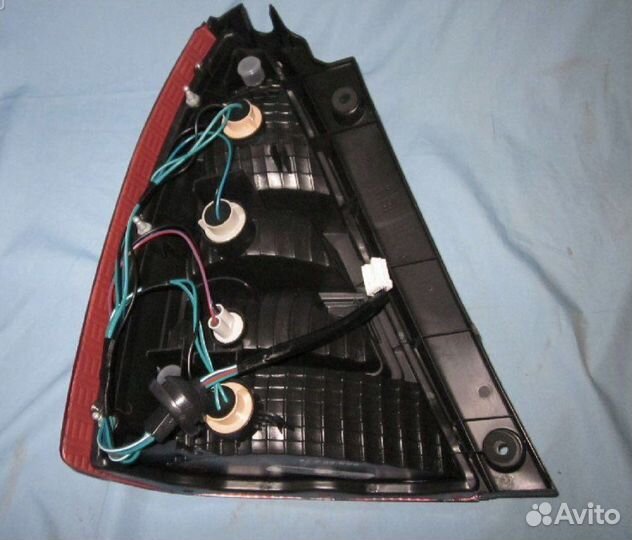 Стоп правый depo Subaru forester sg5