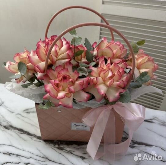 Кружевные розы