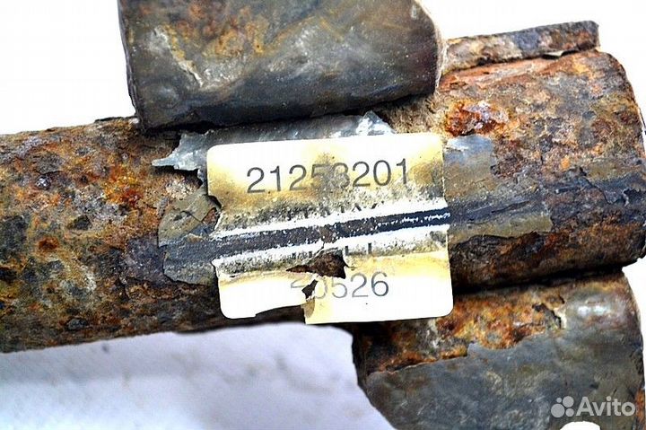 Кронштейн воздушного фильтра volvo FH (01.12)