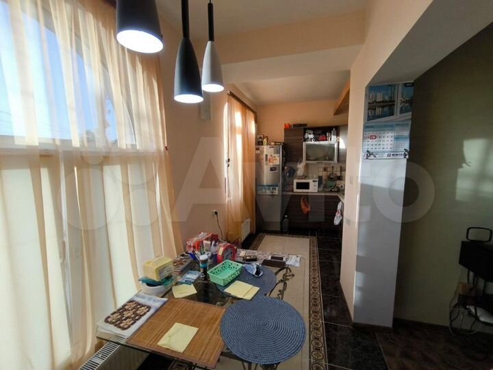 3-к. квартира, 81 м², 1/3 эт.