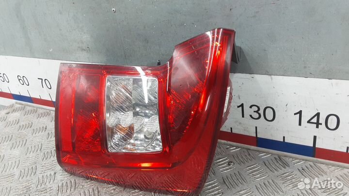 Фонарь KIA Carens 3 (2006-2012)