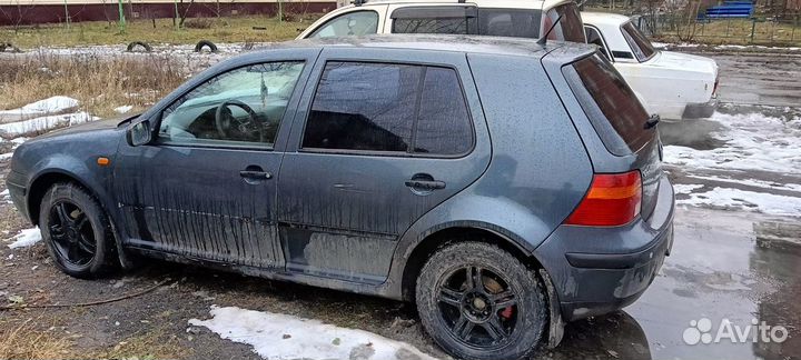 Volkswagen Golf 1.4 МТ, 1999, 279 000 км