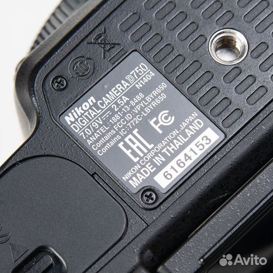 Nikon D750 body