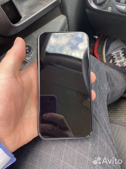 iPhone Xr, 64 ГБ