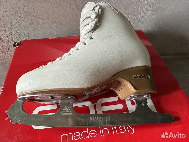 Фигурные коньки edea motivo230