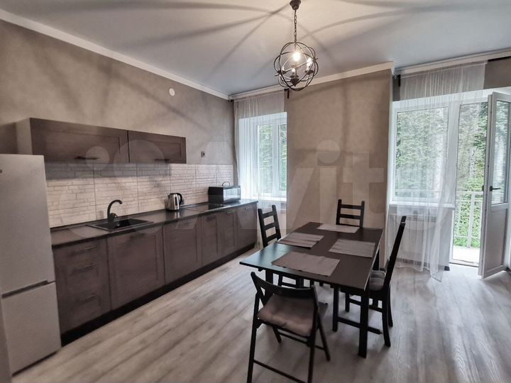3-к. квартира, 72 м², 4/7 эт.