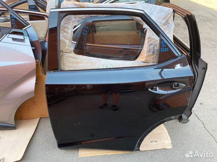 Лексус рх 4 дверь пассажира задняя