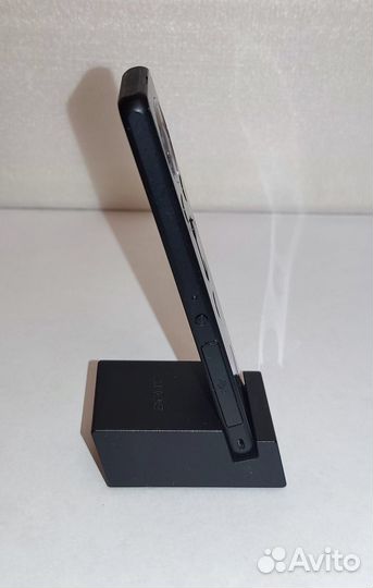 Bluetooth гарнитура/пульт Sony BRH10