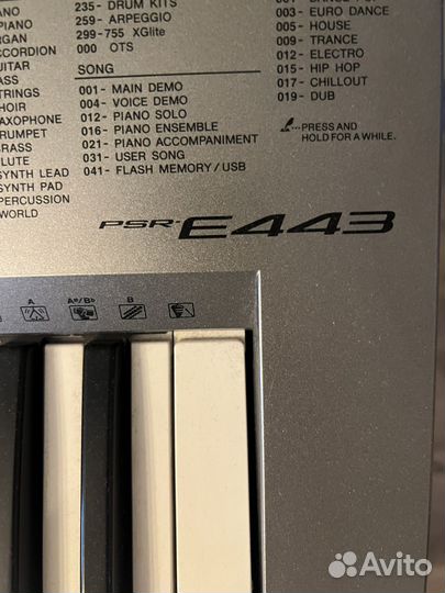 Синтезатор yamaha psr e443