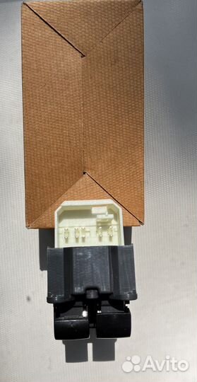 Блок стеклоподьемников toyota corolla