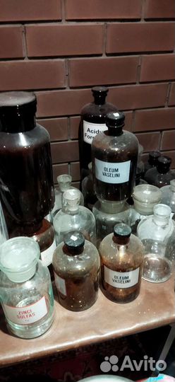 Винтажные медицинские банки (ретро)