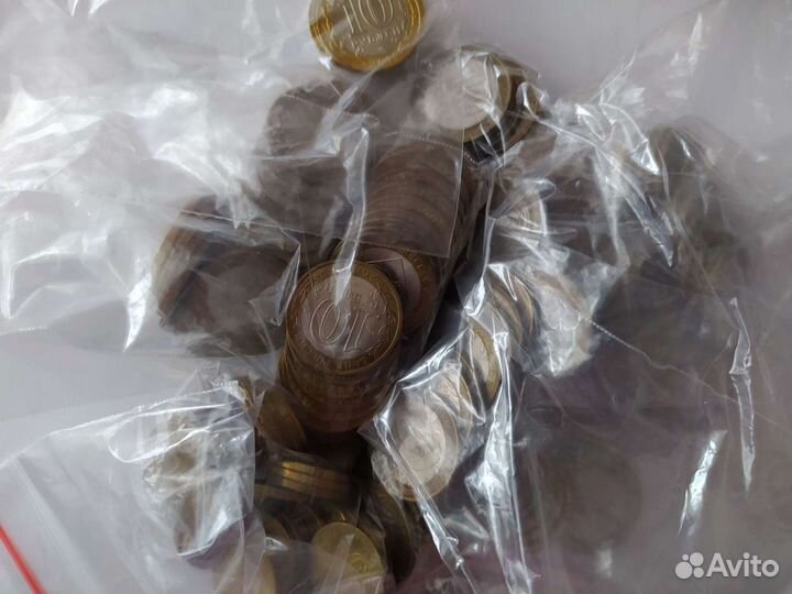 Юбилейные монеты