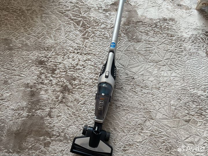 Беспроводной пылесос Philips PowerPro Aqua