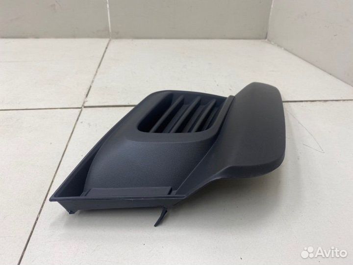 Решетка в бампер левая Renault Logan 2 После 2018