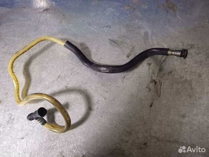 Трубка топливная Renault Megane3 Scenic3