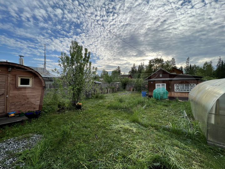 Дача 20,3 м² на участке 4,3 сот.