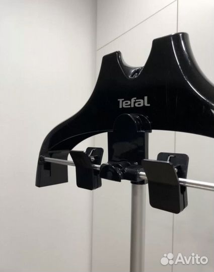 Отпариватель вертикальный для одежды tefal