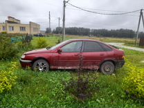 Renault Laguna 2.0 MT, 1998, битый, 300 000 км, с пробегом, цена 70 000 руб.