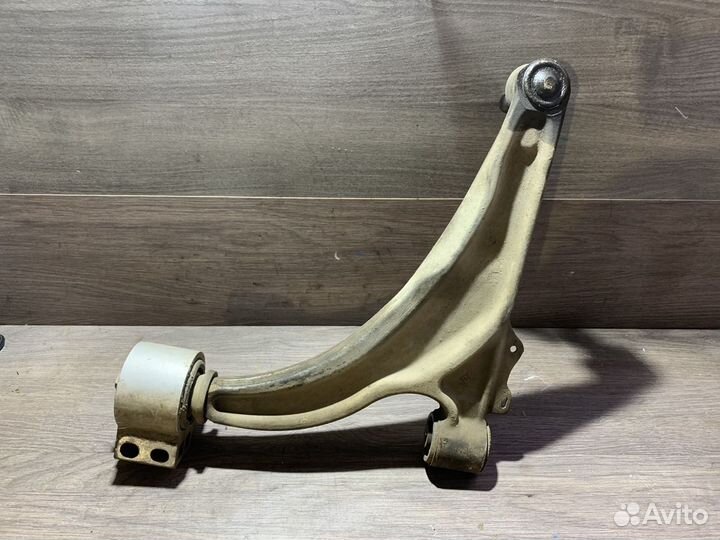 Рычаг правый Шевроле Круз