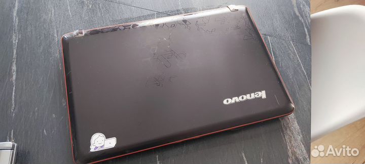 Lenovo y560