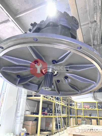 Гидравлический насос JCB JS330XD