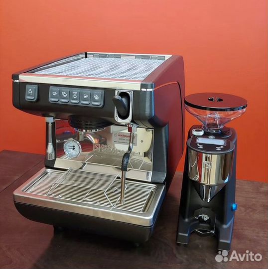 Аренда Кофемашины Nuova Simonelli Appia life 1