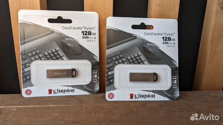 USB флешка 128 Гб очень быстрая